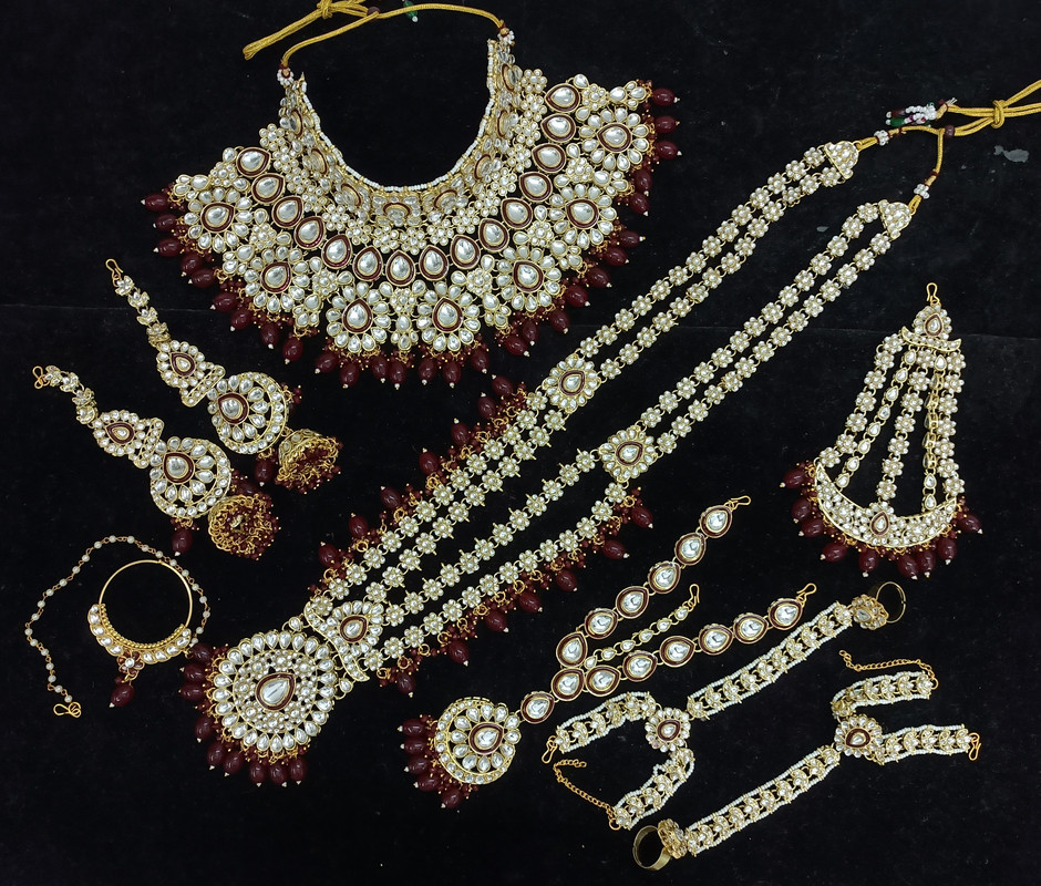 [BRIDAL 72 MAROON] Ornate Ethnic Maroon Kundan Choker Necklace Earring Jewellery Set For Bride