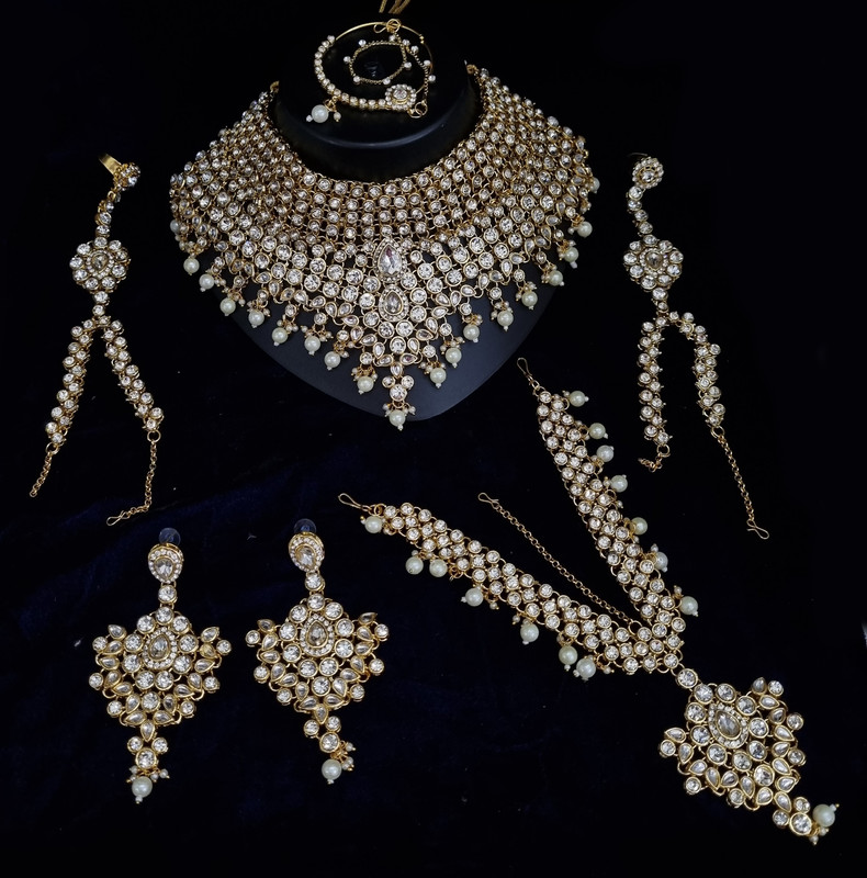 [BRIDAL COMBO 16 White] Luxury Contemporary White Kundan Choker Necklace Earring Jewellery Set For Bride