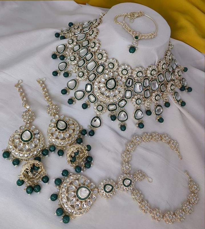 [Bridal Combo 41 Green] Beautiful Modern Green Kundan Choker Necklace Earring Jewellery Set For Bride