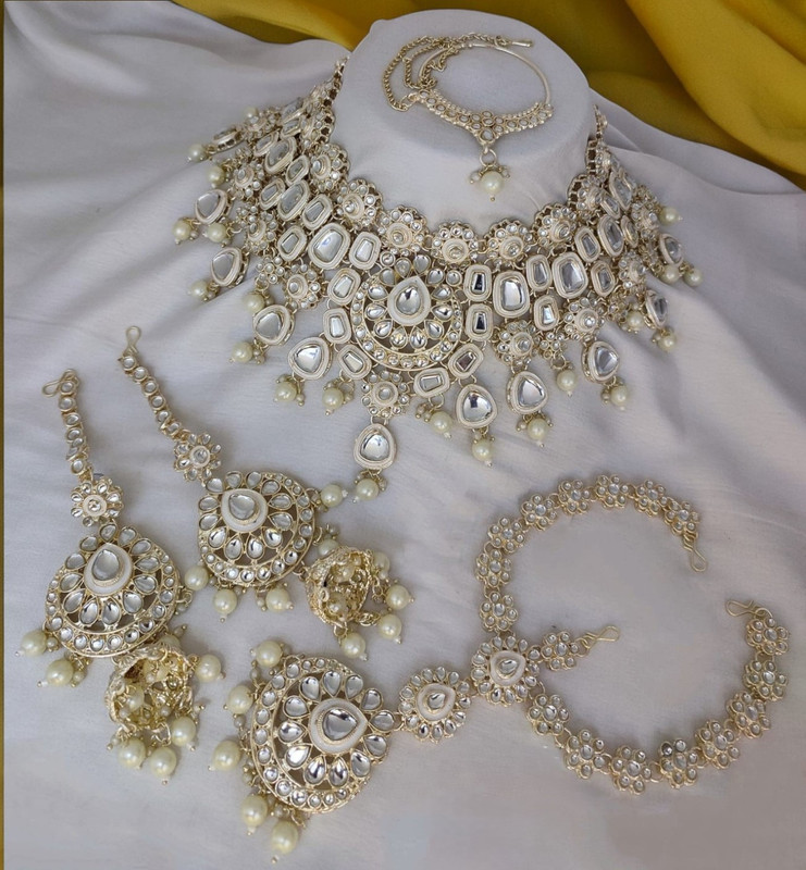 [Bridal Combo 41 white] Divine Modern White Kundan Choker Necklace Earring Jewellery Set For Bride