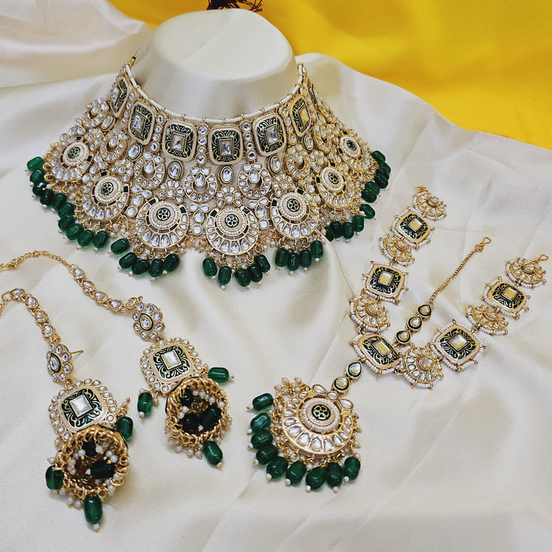 [BRIDAL COMBO 55 HALF GREEN] Pristine Modern Half Green Kundan Choker Necklace Earring Jewellery Set For Bride