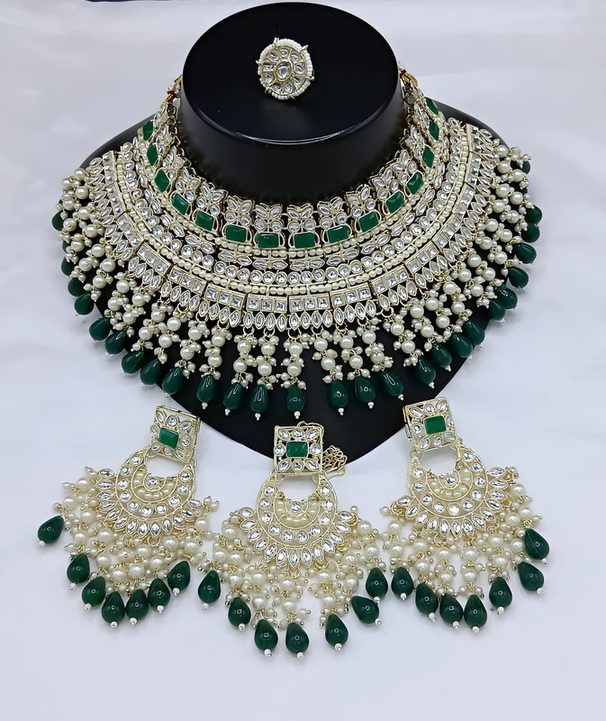 dmt26 green Choker Kundan Necklace & Earrings Jewellery set for Women