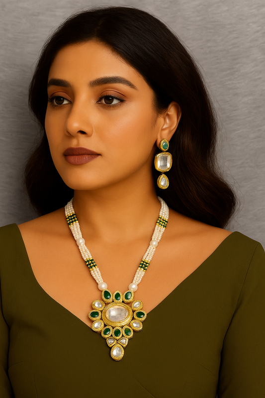 [K60 GREEN] Trendy Signature Lustrous Appeal Kundan Long Necklace Set