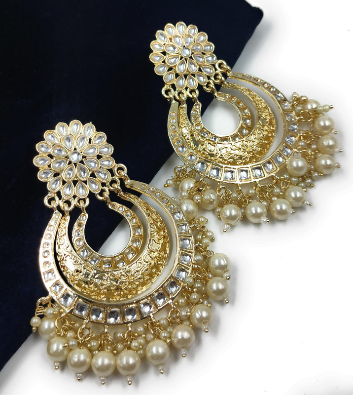 [ER134 WHITE] Resplendent Sangeet White Earrings Set