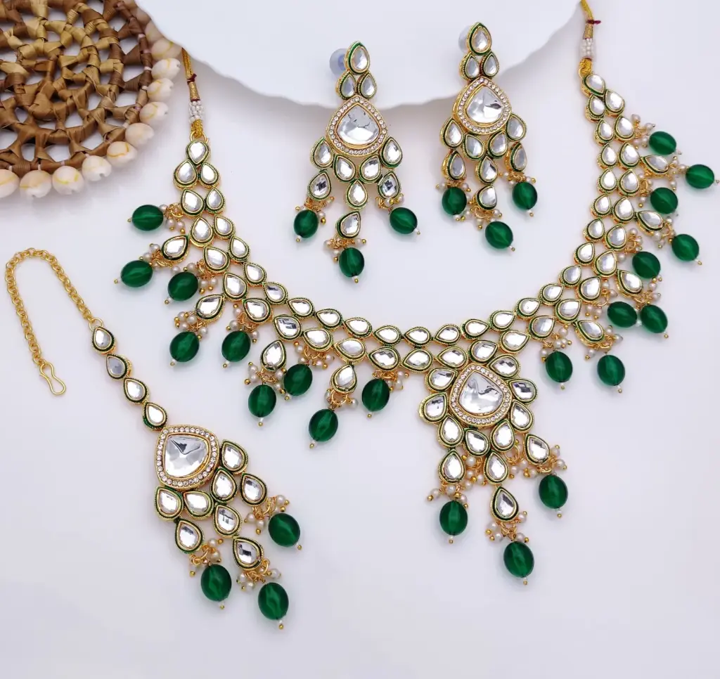 [AIMS001 GREEN] Chic Wedding Green Kundan Pendant Necklace & Earrings Jewellery Set For Women