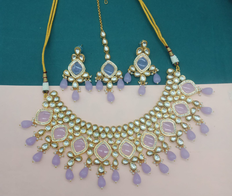 [AIMS004 LIGHT PURPLE] Majestic Wedding Light Purple Kundan Pendant Necklace & Earrings Jewellery Set For Women