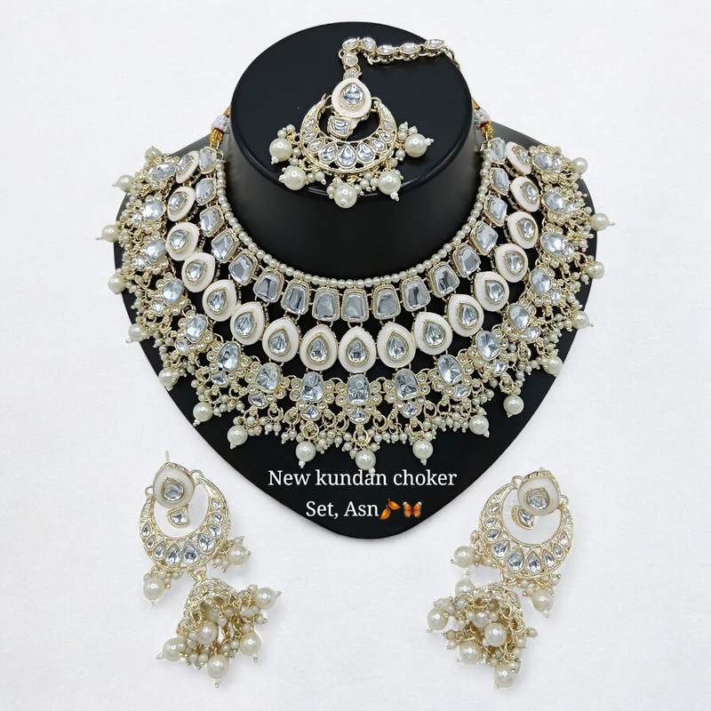 [SUNS0005 WHITE] Breathtaking Glam Suns0005 White Kundan Choker Necklace Earring Jewellery Set For Marriage