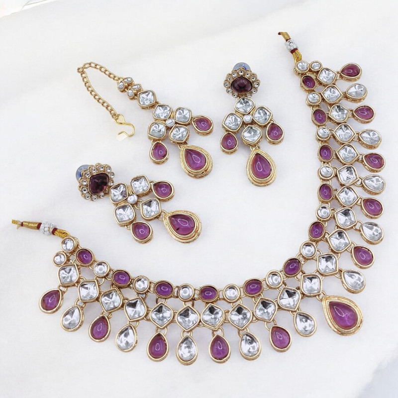 [SUNS0007 PURPLE] Ornate Glam Suns0007 Purple Kundan Choker Necklace Earring Jewellery Set For Marriage