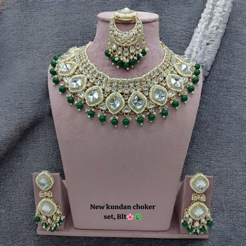 SUNS0017 GREEN Kundan Choker Necklace Earring Jewellery set for Marriage