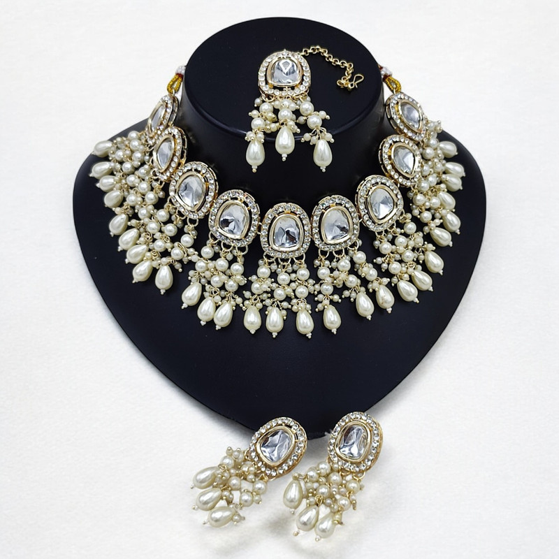[SUNS0025 WHITE] Elegant Elite Suns0025 White Kundan Choker Necklace Earring Jewellery Set For Marriage