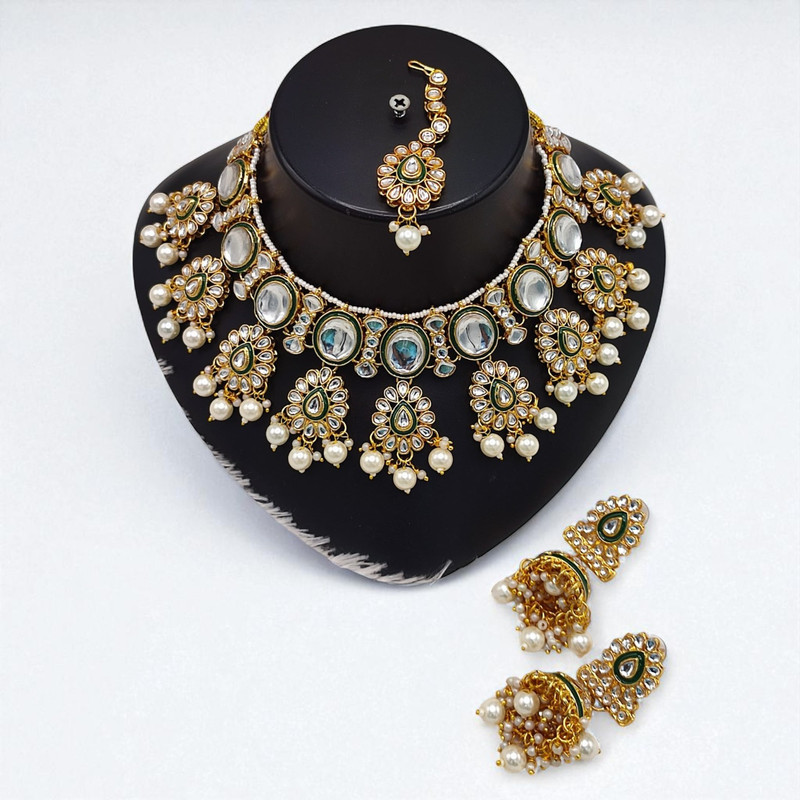 SUNS0033 WHITE Kundan Choker Necklace Earring Jewellery set for Marriage