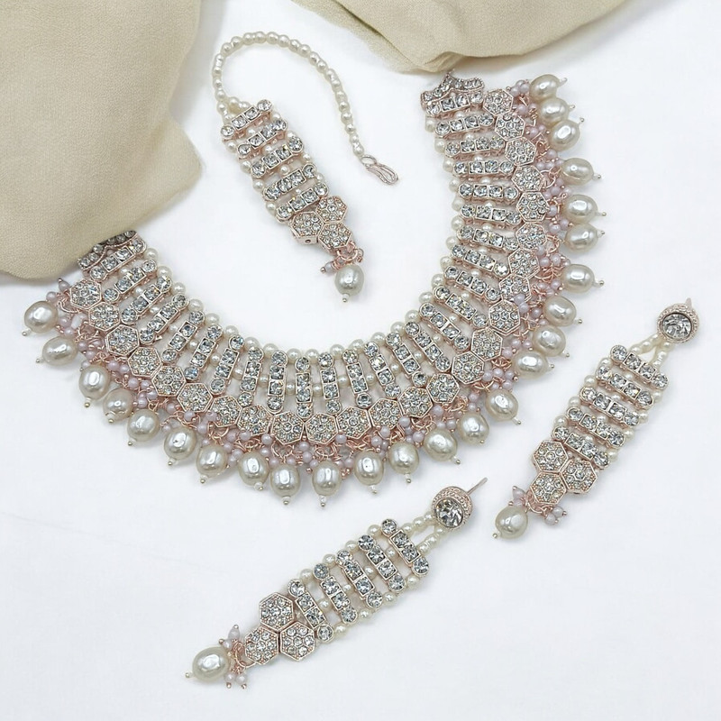 [SUNS0036 WHITE] Graceful Elite Suns0036 White Kundan Choker Necklace Earring Jewellery Set For Marriage