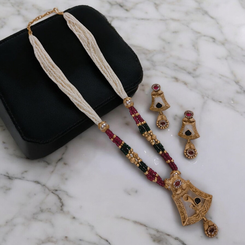 SUNS0039 MAROON Copper Necklace & Earrings Jewellery set for Women