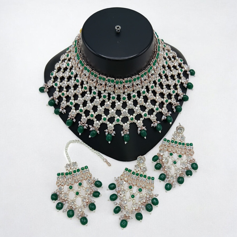 SUNS0046 GREEN Kundan Choker Necklace Earring Jewellery set for Marriage