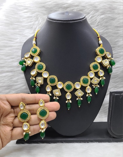 [K15 GREEN] K15 GREEN Dabbi Kundan With Back Meena Necklace Earring Jewellery set