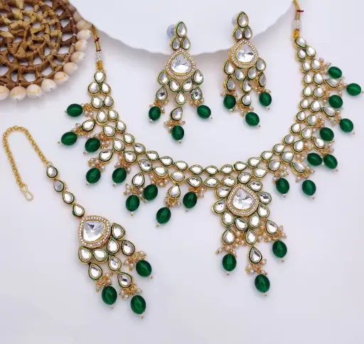 [AIMS001 GREEN] AIMS001 GREEN Premium quality Kundan Pendant Necklace & Earrings Jewellery set for Women