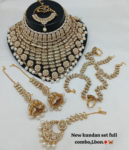 [SUBR011 White] SUBR011 White Kundan Bridal Jewellery Set for Bride